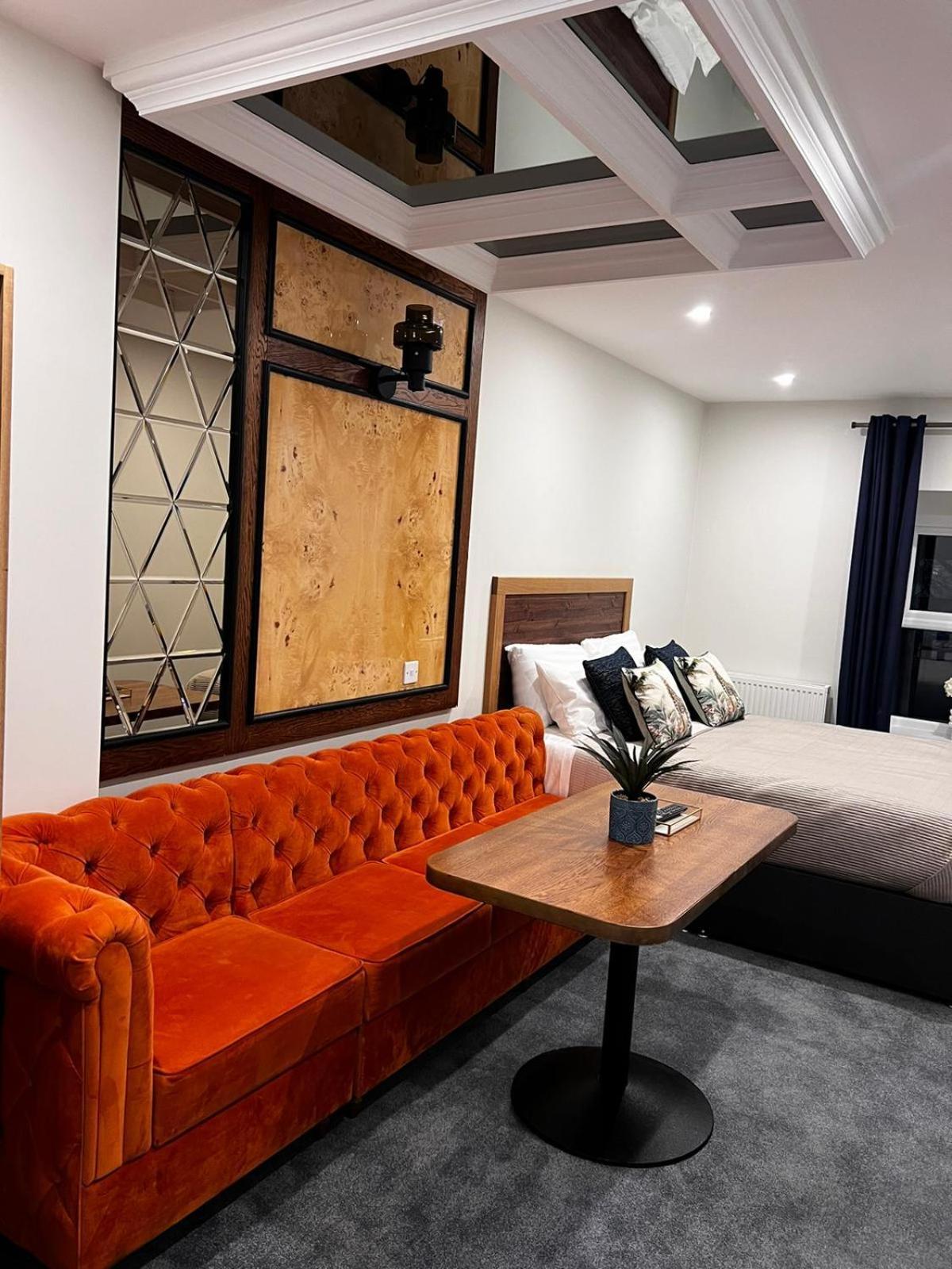 53 Luxury Rooms เมย์นูท ภายนอก รูปภาพ